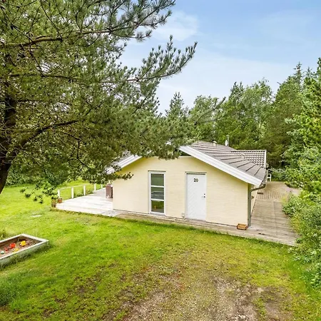 Samine - 2km From The Sea By Interhome *