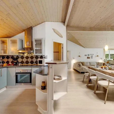 Ferienhaus Samine - 2km From The Sea By Interhome *
